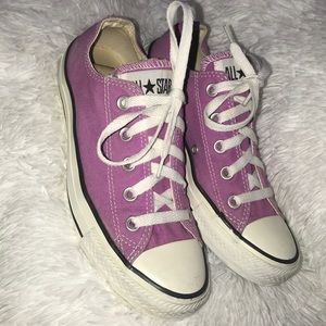converse purple shoes